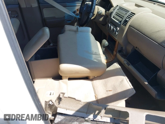 2007 Nissan Pathfinder SE z VIN 5N1AR18W07C642568, wystawiony jako IAAI lot #41818452 z przebiegiem 141 336 mil mil oraz . Historia ofert i sprzedaży dostępna na DreamBid. Obrazek 5.