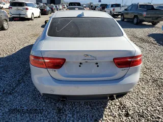 2018 Jaguar XE 25t Premium with VIN SAJAD4FX7JCP35886, listed as a Copart auction lot 77503834 with 62,660 mi miles and Clean Title. Bid and sale history available at carsss.com. Image 6.
