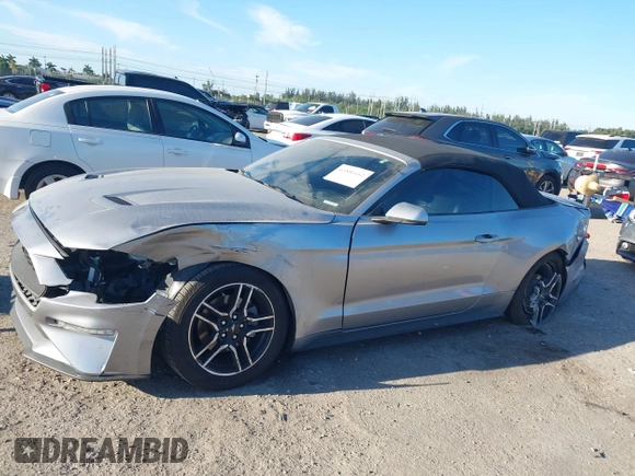 2020 Ford Mustang EcoBoost with VIN 1FATP8UH2L5112755, listed as a IAAI auction lot 41850462 with 93,214 mi miles. Bid and sale history available at carsss.com. Image 6.