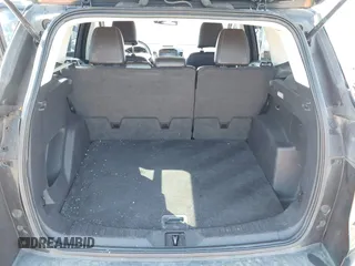 2013 Ford Escape SEL with VIN 1FMCU0HX4DUB31123, listed as a IAAI auction lot 41740392 with 171,239 mi miles. Bid and sale history available at carsss.com. Image 17.