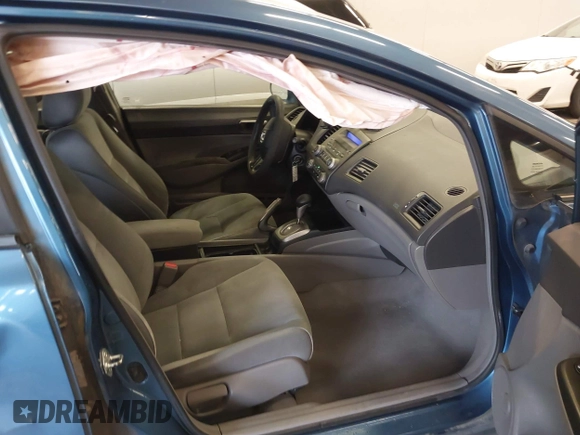 2008 Honda Civic LX z VIN 1HGFA16558L069455, wystawiony jako IAAI lot #41623815 z przebiegiem 205 009 mil mil oraz . Historia ofert i sprzedaży dostępna na DreamBid. Obrazek 5.