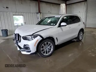 2020 BMW X5 xDrive40i z VIN 5UXCR6C09L9B69226, wystawiony jako Copart lot #61435965 z przebiegiem Nie podano mil oraz Szkoda całkowita • Salvage title. Historia ofert i sprzedaży dostępna na DreamBid. Obrazek 1.