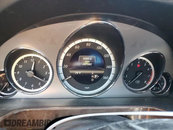 2013 Mercedes-Benz E 350 Luxury with VIN WDDHF8JB8DA735489, listed as a Copart auction lot 48387335 with 247,382 mi miles and Clean Title. Bid and sale history available at DreamBid. Image 9.