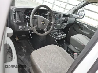 2015 Chevrolet Express Commercial with VIN 1GB0G2CF0F1111744, listed as a Copart auction lot 44577955 with 195,146 mi miles and Clean Title. Bid and sale history available at carsss.com. Image 8.