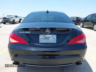 2014 Mercedes-Benz CLA 250 z VIN WDDSJ4EB3EN043058, wystawiony jako IAAI lot #42183317 z przebiegiem 147 440 mil mil oraz . Historia ofert i sprzedaży dostępna na DreamBid. Obrazek 16.