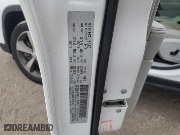 2019 Jeep Cherokee Limited with VIN 1C4PJLDN8KD296724, listed as a Copart auction lot 75220604 with Not Provided miles and Salvage Title. Bid and sale history available at DreamBid. Image 14.