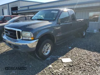 2003 Ford Super Duty F-250 XL with VIN 1FTNX21P03EC11327, listed as a Copart auction lot 86167644 with 191,817 mi miles and Salvage Title. Bid and sale history available at carsss.com. Image 1.