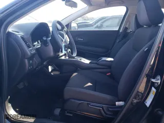 2019 Honda HR-V LX with VIN 3CZRU6H3XKG732660, listed as a Copart auction lot 52476615 with 284,189 mi miles and Clean Title. Bid and sale history available at carsss.com. Image 7.