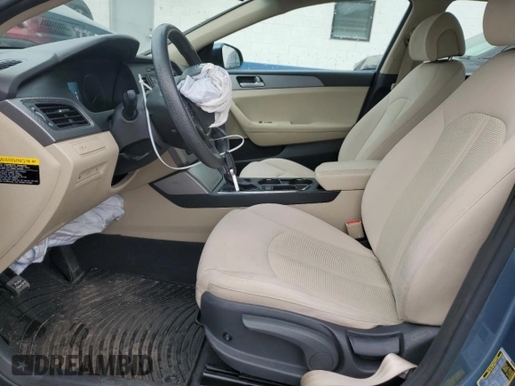 2015 Hyundai Sonata SE z VIN 5NPE24AF0FH200687, wystawiony jako Copart lot #55123525 z przebiegiem 111 325 mil mil oraz Szkoda całkowita • Salvage title. Historia ofert i sprzedaży dostępna na DreamBid. Obrazek 7.
