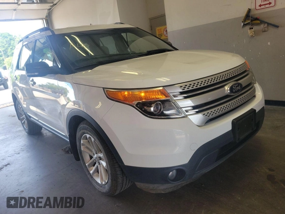 2014 Ford Explorer XLT with VIN 1FM5K7D8XEGA33820, listed as a IAAI auction lot 42734087 with 146,730 mi miles and . Bid and sale history available at DreamBid. Image 18.
