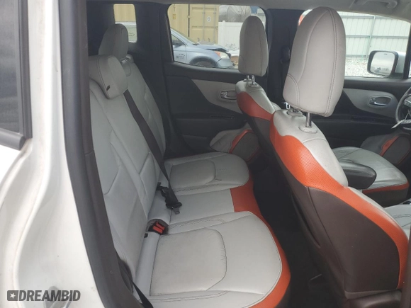 2015 Jeep Renegade Limited with VIN ZACCJADT7FPC13275, listed as a Copart auction lot 46494415 with 159,211 mi miles and Clean Title. Bid and sale history available at carsss.com. Image 11.