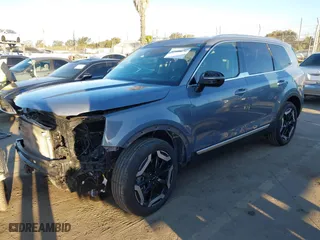2024 Kia Telluride EX X-Line with VIN 5XYP3DGC1RG488301, listed as a IAAI auction lot 41668079 with 9,737 mi miles. Bid and sale history available at carsss.com. Image 17.