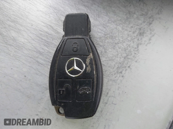 2016 Mercedes-Benz Metris Cargo with VIN WD3PG2EA9G3086998, listed as a IAAI auction lot 42044123 with 100,887 mi miles. Bid and sale history available at carsss.com. Image 11.