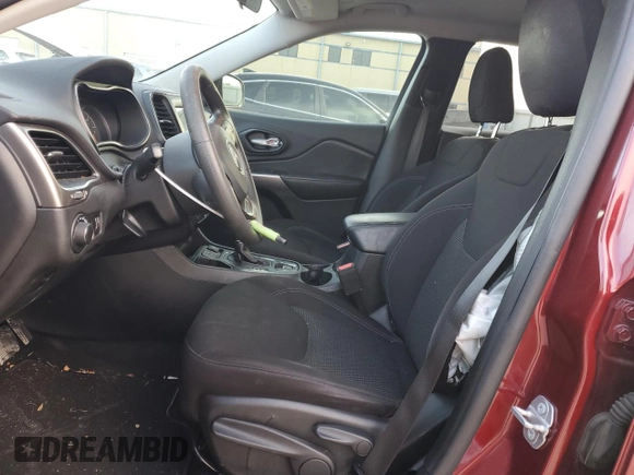 2020 Jeep Cherokee Latitude with VIN 1C4PJLCB6LD643041, listed as a Copart auction lot 45290705 with 73,337 mi miles and Salvage title. Bid and sale history available at DreamBid. Image 7.