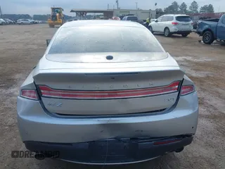 2017 Lincoln MKZ Reserve z VIN 3LN6L5E96HR649914, wystawiony jako IAAI lot #42136130 z przebiegiem 84 144 mil mil oraz . Historia ofert i sprzedaży dostępna na DreamBid. Obrazek 16.