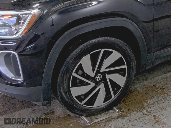 2024 Volkswagen Atlas SE с VIN 1V2HR2CA2RC553977, выставлен на аукционе IAAI как лот 42731405 с пробегом 24 692 миль миль и . История ставок и продаж доступна на DreamBid. Изображение 10.