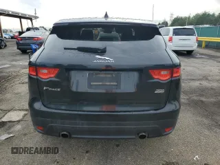 2019 Jaguar F-Pace 25t Prestige with VIN SADCK2GX3KA392592, listed as a Copart auction lot 59199455 with 170,635 mi miles and Salvage title. Bid and sale history available at DreamBid. Image 6.