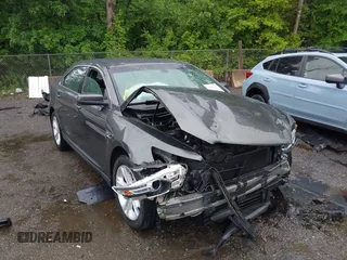 2018 Ford Taurus SEL z VIN 1FAHP2E85JG101221, wystawiony jako IAAI lot #42242127 z przebiegiem 123 787 mil mil oraz . Historia ofert i sprzedaży dostępna na DreamBid. Obrazek 6.