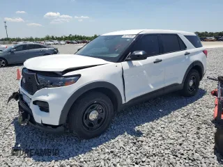 2023 Ford Police Interceptor Utility z VIN 1FM5K8AB0PGB60505, wystawiony jako Copart lot #53775235 z przebiegiem 19 661 mil mil oraz Nie do naprawy. Historia ofert i sprzedaży dostępna na DreamBid. Obrazek 1.