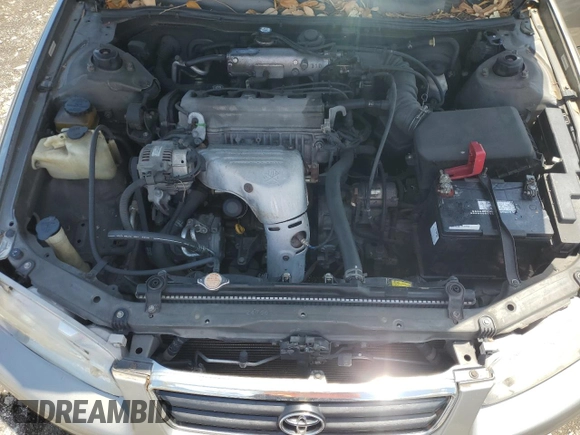 2001 Toyota Camry CE with VIN 4T1BG22K11U106302, listed as a Copart auction lot 55986065 with 151,932 mi miles and Salvage Title. Bid and sale history available at DreamBid. Image 11.