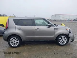 2018 Kia Soul + with VIN KNDJP3A50J7575221, listed as a IAAI auction lot 41576272 with 72,403 mi miles. Bid and sale history available at carsss.com. Image 14.