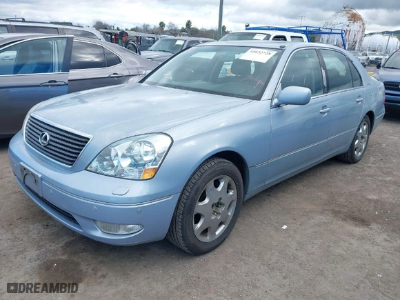 2002 Lexus LS 430 with VIN JTHBN30F420059232, listed as a IAAI auction lot 41632728 with 317,863 mi miles. Bid and sale history available at carsss.com. Image 2.