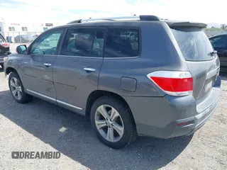 2012 Toyota Highlander Limited with VIN 5TDDK3EH8CS129178, listed as a IAAI auction lot 42025104 with 171,520 mi miles. Bid and sale history available at carsss.com. Image 3.