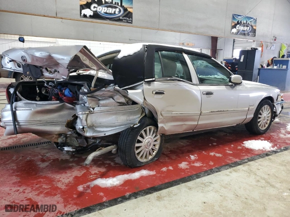 2011 Mercury Grand Marquis LS with VIN 2MEBM7FV7BX600476, listed as a Copart auction lot 43586955 with 0 mi miles and Salvage Title. Bid and sale history available at carsss.com. Image 3.