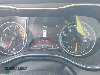 2019 Jeep Cherokee Trailhawk Elite with VIN 1C4PJMBN3KD487461, listed as a IAAI auction lot 41869751 with 91,197 mi miles and . Bid and sale history available at DreamBid. Image 7.