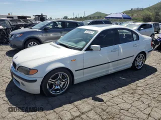 2005 BMW 3 Series 330i с VIN WBAEV53455KM41084, выставлен на аукционе Copart как лот 50338425 с пробегом 223 116 миль миль и Списание • Salvage title. История ставок и продаж доступна на DreamBid. Изображение 1.