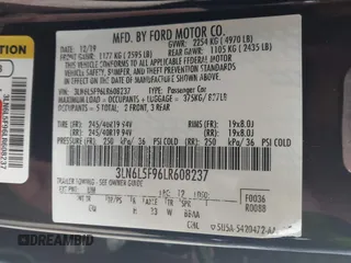 2020 Lincoln MKZ Reserve z VIN 3LN6L5F96LR608237, wystawiony jako IAAI lot #41530295 z przebiegiem 45 144 mil mil oraz . Historia ofert i sprzedaży dostępna na DreamBid. Obrazek 9.