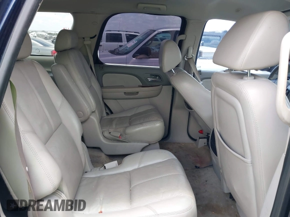 2007 Chevrolet Tahoe LT with VIN 1GNFC13J47R244713, listed as a IAAI auction lot 42632365 with 196,527 mi miles and . Bid and sale history available at DreamBid. Image 8.