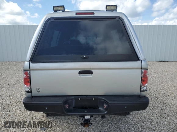 2000 Toyota Tacoma PreRunner with VIN 4TASM92N0YZ634616, listed as a Copart auction lot 64664705 with 206,314 mi miles and Clean title. Bid and sale history available at DreamBid. Image 6.