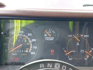 1994 Chevrolet Chevy Van z VIN 1GBEG25K4RF177057, wystawiony jako IAAI lot #42090808 z przebiegiem 123 654 mil mil oraz . Historia ofert i sprzedaży dostępna na DreamBid. Obrazek 7.