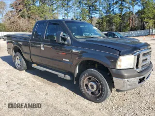 2007 Ford F-250 XL with VIN 1FTSX21P77EB50177, listed as a Copart auction lot 49782485 with 121,286 mi miles and Clean Title. Bid and sale history available at DreamBid. Image 4.