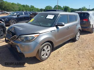 2016 Kia Soul z VIN KNDJN2A27G7389593, wystawiony jako IAAI lot #42135313 z przebiegiem 110 861 mil mil oraz . Historia ofert i sprzedaży dostępna na DreamBid. Obrazek 2.