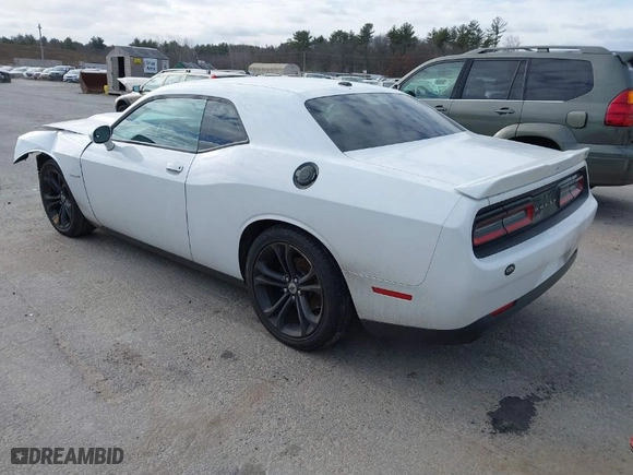 2020 Dodge Challenger R/T with VIN 2C3CDZBT7LH139043, listed as a IAAI auction lot 41240772 with 84,109 mi miles. Bid and sale history available at carsss.com. Image 3.