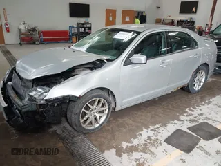2010 Ford Fusion SEL with VIN 3FAHP0JA6AR427888, listed as a IAAI auction lot 41853215 with 186,581 mi miles. Bid and sale history available at carsss.com. Image 17.