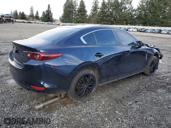 2023 Mazda 3 S Carbon Edition z VIN 3MZBPACM2PM364725, wystawiony jako Copart lot #86698474 z przebiegiem Nie podano mil oraz Szkoda całkowita • Salvage title. Historia ofert i sprzedaży dostępna na DreamBid. Obrazek 3.
