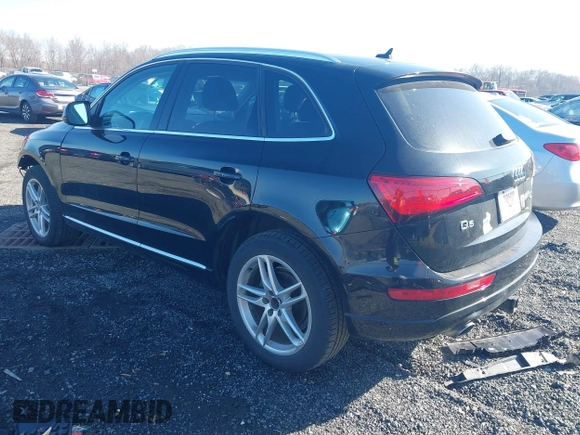 2014 Audi Q5 Premium Plus with VIN WA1LFAFPXEA073202, listed as a IAAI auction lot 41823284 with 98,779 mi miles. Bid and sale history available at carsss.com. Image 3.