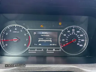 2021 Kia Sorento EX z VIN 5XYRHDLF2MG069814, wystawiony jako Copart lot #59040115 z przebiegiem 301 281 mil mil oraz Tytuł czysty. Historia ofert i sprzedaży dostępna na DreamBid. Obrazek 8.