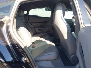 2024 Porsche Taycan z VIN WP0AA2Y17RSA11446, wystawiony jako IAAI lot #42002260 z przebiegiem 21 094 mil mil oraz . Historia ofert i sprzedaży dostępna na DreamBid. Obrazek 8.