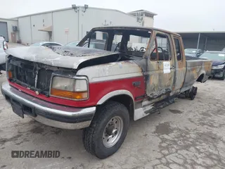 1996 Ford F-250 with VIN 1FTHX26F1TEA94127, listed as a IAAI auction lot 41912650 with Not Provided miles and . Bid and sale history available at DreamBid. Image 2.