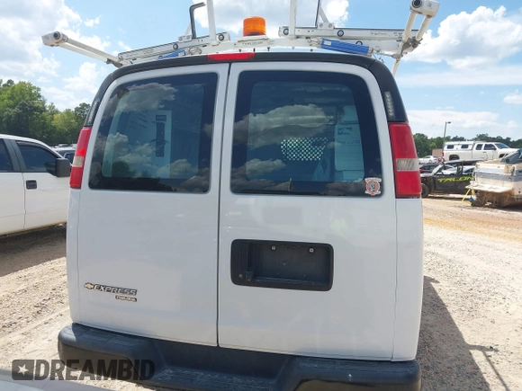 2016 Chevrolet Express Cargo with VIN 1GCWGBFF9G1287632, listed as a IAAI auction lot 42621435 with 61,701 mi miles and . Bid and sale history available at DreamBid. Image 16.