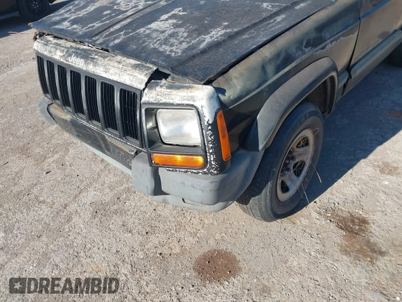 2001 Jeep Cherokee Sport with VIN 1J4FT48SX1L581192, listed as a IAAI auction lot 41828841 with 315,822 mi miles. Bid and sale history available at carsss.com. Image 6.