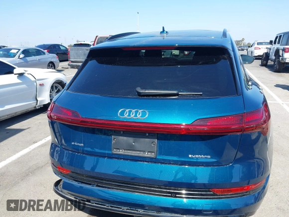 2022 Audi e-tron Premium Plus with VIN WA1LAAGE1NB008616, listed as a IAAI auction lot 42723244 with 36,800 mi miles and . Bid and sale history available at DreamBid. Image 16.
