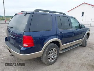 2005 Ford Explorer Eddie Bauer z VIN 1FMDU74K85UB09943, wystawiony jako IAAI lot #42337325 z przebiegiem 252 668 mil mil oraz . Historia ofert i sprzedaży dostępna na DreamBid. Obrazek 4.