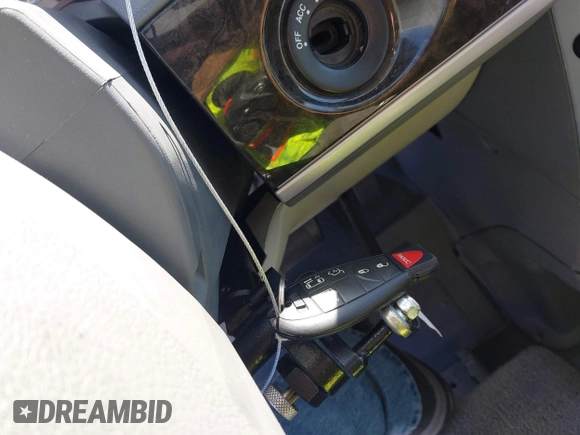 2010 Dodge Grand Caravan SXT with VIN 2D4RN5D14AR420265, listed as a IAAI auction lot 41970366 with 117,208 mi miles and . Bid and sale history available at DreamBid. Image 11.
