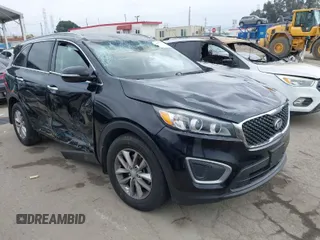 2016 Kia Sorento LX with VIN 5XYPGDA39GG153135, listed as a IAAI auction lot 41903352 with 144,557 mi miles. Bid and sale history available at carsss.com. Image 1.