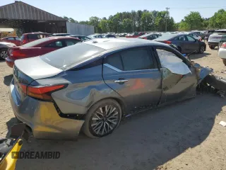 2023 Nissan Altima SV z VIN 1N4BL4DV5PN345170, wystawiony jako Copart lot #52753355 z przebiegiem 69 556 mil mil oraz Szkoda całkowita • Salvage title. Historia ofert i sprzedaży dostępna na DreamBid. Obrazek 3.